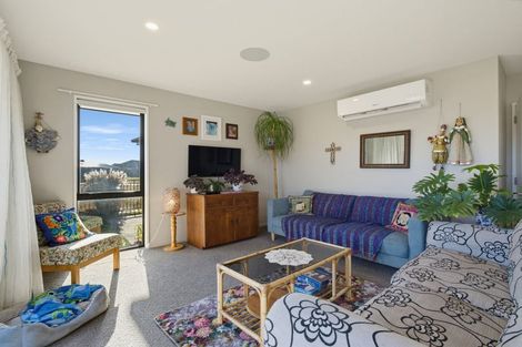 Photo of property in 9 Hapua Lane, Pegasus, 7612