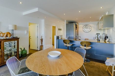 Photo of property in 203/7 Humber Street, Pandora, Napier, 4110