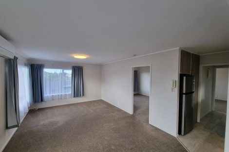 Photo of property in 2a Korau Road, Greenlane, Auckland, 1051