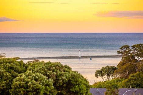 Photo of property in 93 Princes Drive, Britannia Heights, Nelson, 7010