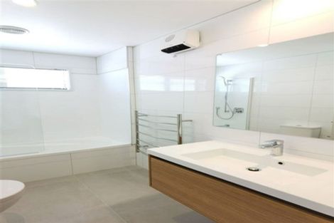 Photo of property in 37 Nganui Avenue, Takanini, 2112