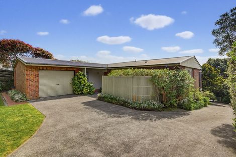 Photo of property in 107 Winara Avenue, Waikanae, 5036
