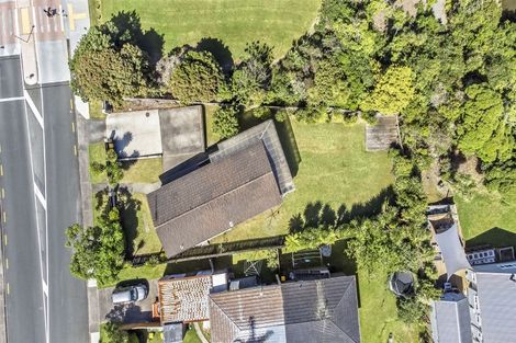 Photo of property in 118 Lynn Road, Bayview, Auckland, 0629