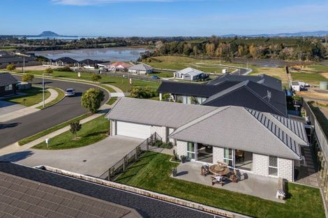 Photo of property in 23 Kahawai Place, Omokoroa, 3114