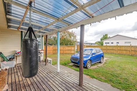 Photo of property in 1 Collins Crescent, Feilding, 4702