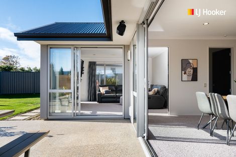 Photo of property in 17 Calluna Crescent, Mosgiel, 9024