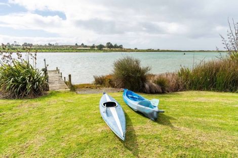 Photo of property in 4 Riverview Place, Waipu, 0582