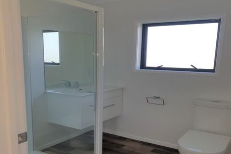 Photo of property in 15 Colombo Road, Waiuku, 2123