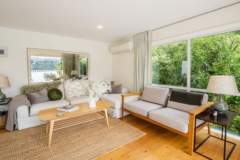 Photo of property in 6506 Christchurch Akaroa Road, Takamatua, 7581