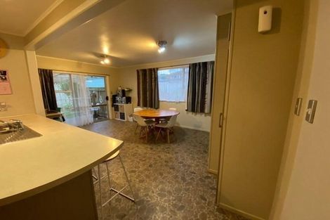 Photo of property in 10 Johnston Road, Mount Wellington, Auckland, 1060