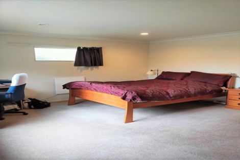 Photo of property in 39 Speldhurst Grove, Stokes Valley, Lower Hutt, 5019