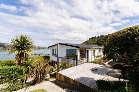 Photo of property in 41 Adderley Terrace, Ravensbourne, Dunedin, 9022