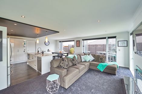Photo of property in 59 Liberty Grove, Kelvin Grove, Palmerston North, 4414