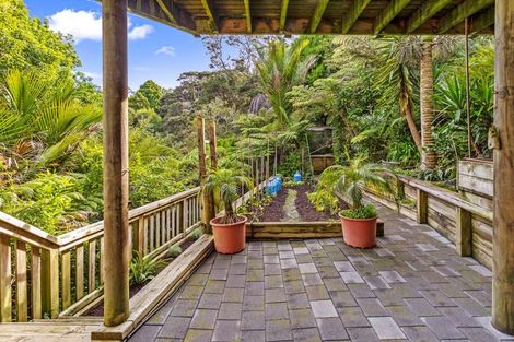 Photo of property in 24 Punga Place, Whitianga, 3510