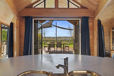 Photo of property in 91 Travers Road, Te Kauwhata, 3782