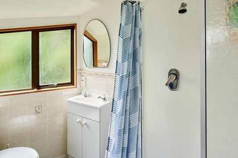 Photo of property in 16 Moana Road, Plimmerton, Porirua, 5026