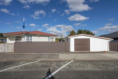 Photo of property in 72 Barraud Street, Dannevirke, 4930