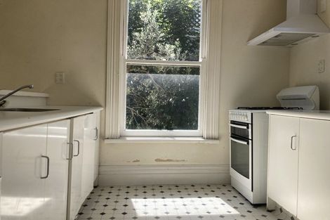 Photo of property in 32 Mein Street, Newtown, Wellington, 6021