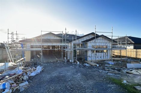 Photo of property in 22 Gilbransen Road, Kumeu, 0810