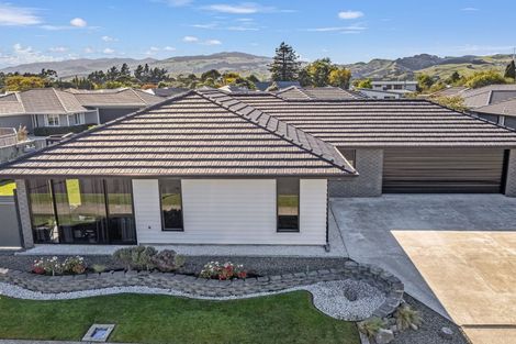 Photo of property in 13 Pearl Grove, Ashhurst, 4810