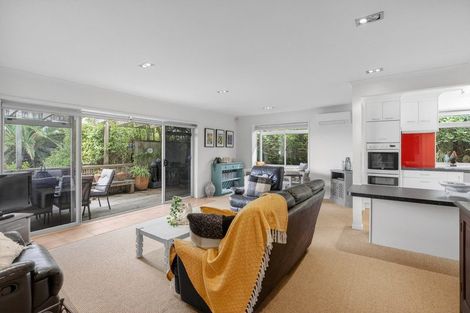 Photo of property in 91 Golf Road, Paraparaumu Beach, Paraparaumu, 5032