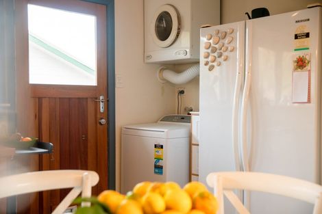 Photo of property in 108 Wellington Road, Paekakariki, 5034