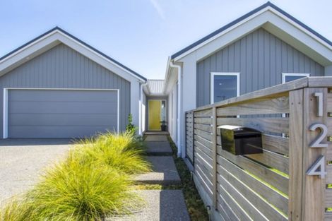 Photo of property in 124 Coast Boulevard, Papamoa Beach, Papamoa, 3118