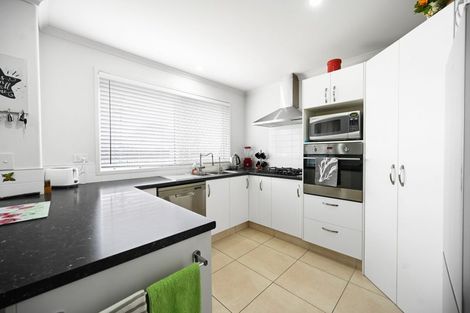 Photo of property in 2 Astor Avenue, Dinsdale, Hamilton, 3204