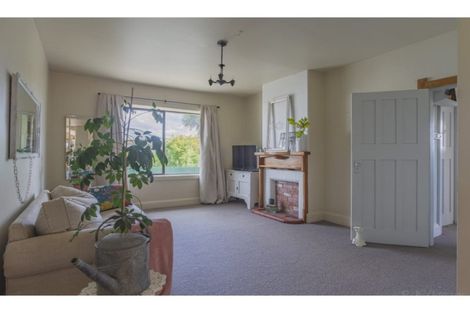 Photo of property in 32 Saint George Street, Watlington, Timaru, 7910