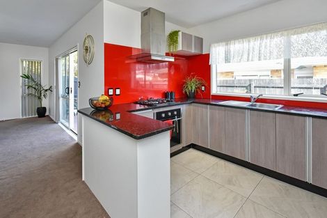Photo of property in 3/94 Pah Road, Papatoetoe, Auckland, 2025