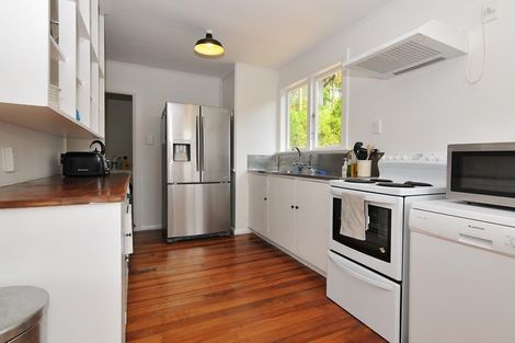 Photo of property in 8 Dunedin Terrace, Melrose, Wellington, 6023