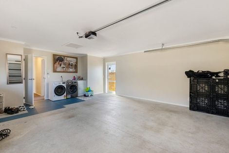 Photo of property in 169 Waipounamu Drive, Kelson, Lower Hutt, 5010