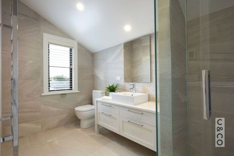 Photo of property in 8 Tauwaka Crescent, Riverhead, 0820