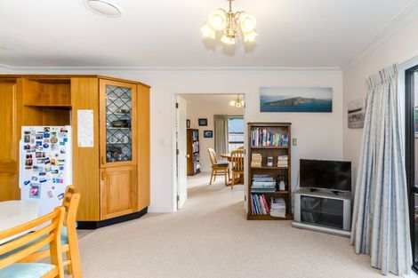 Photo of property in 31 Awanui Drive, Waikanae, 5036