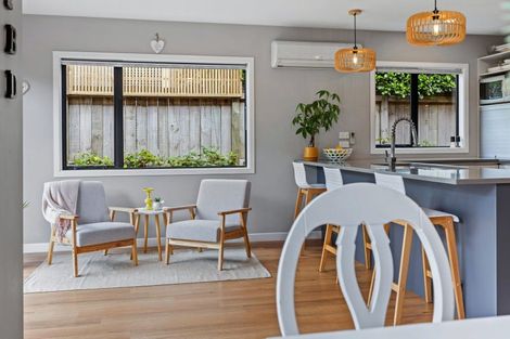 Photo of property in 2 Benmore Crescent, Pyes Pa, Tauranga, 3112