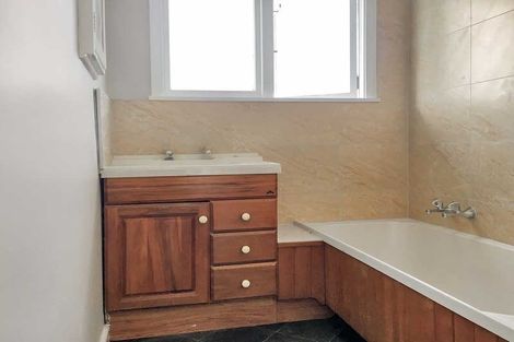 Photo of property in 67 Epsom Road, Sockburn, Christchurch, 8042