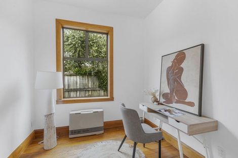 Photo of property in 27 Hardwicke Street, Sumner, Christchurch, 8081