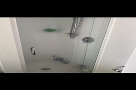 Photo of property in 3 Lomond Street, Newlands, Wellington, 6037