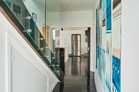 Photo of property in 44 Mortimer Terrace, Aro Valley, Wellington, 6021