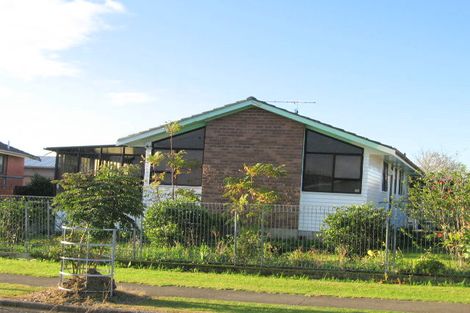 Photo of property in 12 Dillon Crescent, Clover Park, Auckland, 2019