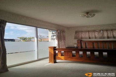 Photo of property in 6 The Anchorage, Sunnyhills, Auckland, 2010