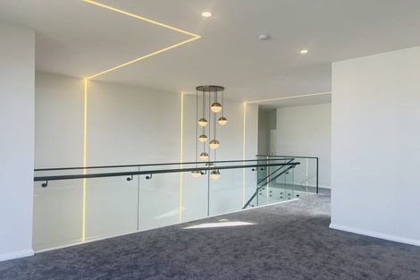 Photo of property in 8 Kumukumu Road, Long Bay, Auckland, 0630