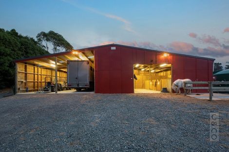 Photo of property in 17 Deacon Road, Riverhead, Kumeu, 0892