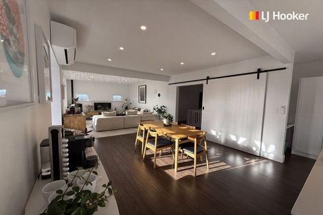 Photo of property in 104 Forbury Road, Saint Clair, Dunedin, 9012