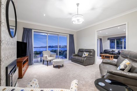 Photo of property in 10 John Burke Drive, Aotea, Porirua, 5024