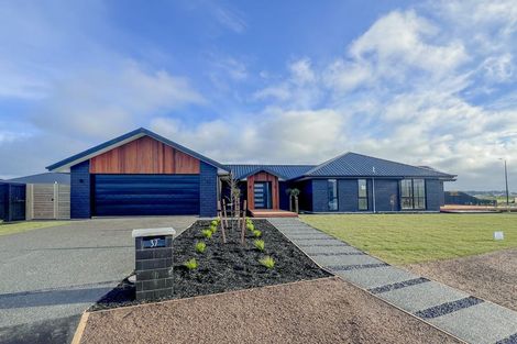 Photo of property in 37 Candlesticks Crescent, Lincoln, 7608