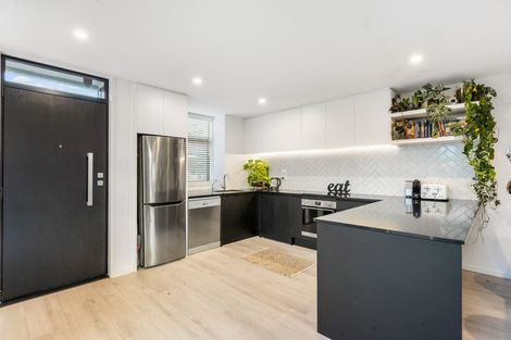 Photo of property in 7a Reg Pearce Way, Glen Innes, Auckland, 1072