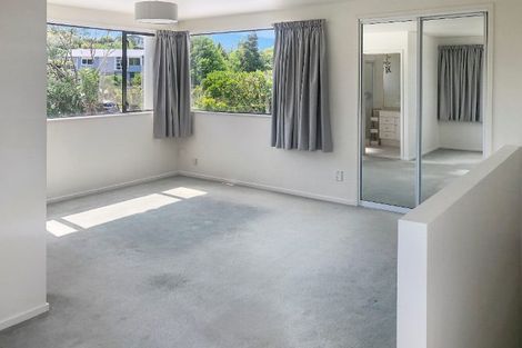 Photo of property in 4 Peter Terrace, Castor Bay, Auckland, 0620