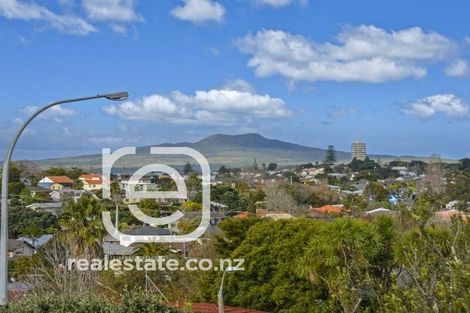 Photo of property in 194 Nile Road, Forrest Hill, Auckland, 0620