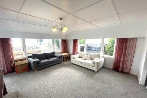 Photo of property in 63a Castor Road, Castor Bay, Auckland, 0620